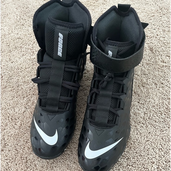 nike force savage shark 2 wide